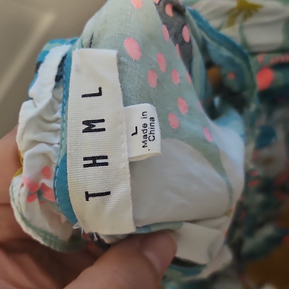 THML Multicolor Patterned Top - Picture 3 of 3